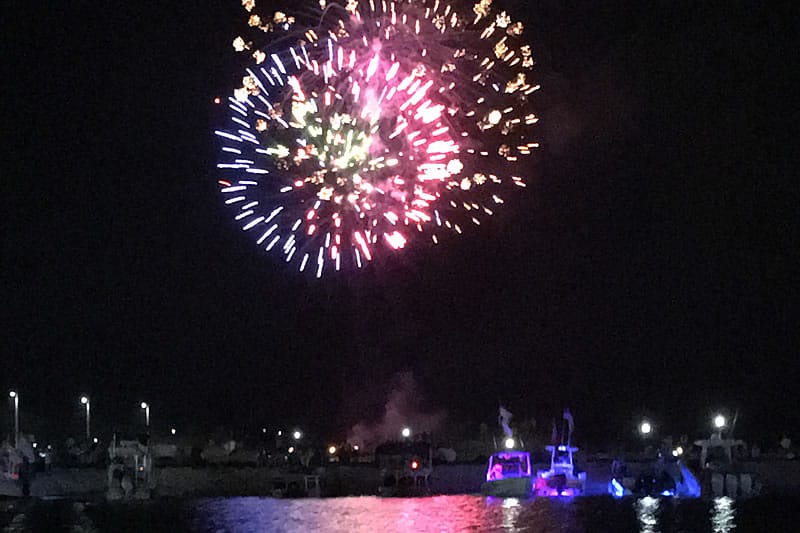 4th of July Destin Fireworks, Dinner & Reggae Sunventure Cruises